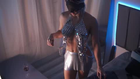 Snapshot of coconutcatin chatting on 2, 3, 2025 Coconutcatin online show from 2, 3, 2025