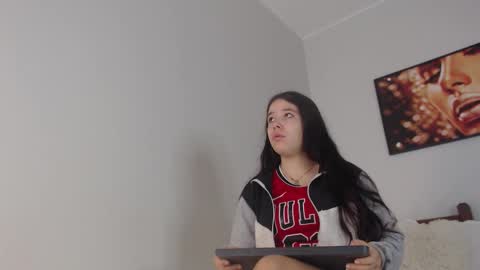 coconutt_oil online show from 27, 2, 2026