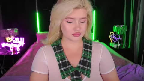 onlyfans amyleyy online show from 18, 10, 2025