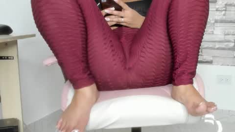 Snapshot of coffee_hot chatting on 5, 1, 2025 laurita online show from 5, 1, 2025