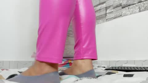 Snapshot of coffee_hot chatting on 14, 2, 2025 laurita online show from 14, 2, 2025
