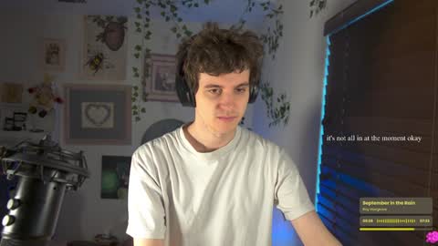 Snapshot of cokia_ chatting on 3, 2, 2025 Cokia online show from 3, 2, 2025