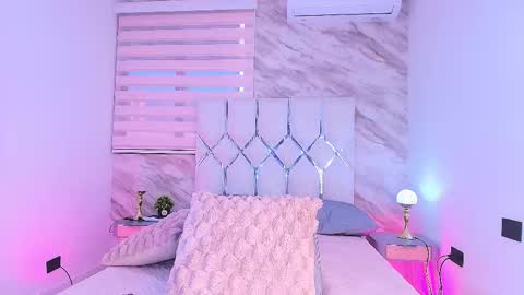 colett online show from 21, 11, 2025