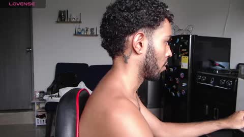 Snapshot of colinlatinbrown chatting on 19, 5, 2026 IG online show from 19, 5, 2026