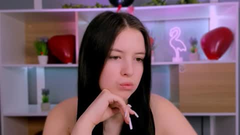 Snapshot of colla_white chatting on 13, 2, 2026 colla_white online show from 13, 2, 2026