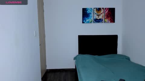 college_muscle_ass online show from 12, 1, 2026