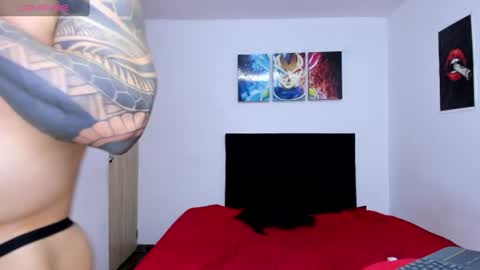 Snapshot of college_muscle_ass chatting on 7, 7, 2026 college_muscle_ass online show from 7, 7, 2026