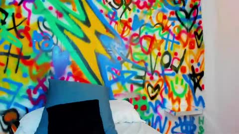 valentina online show from 12, 4, 2026