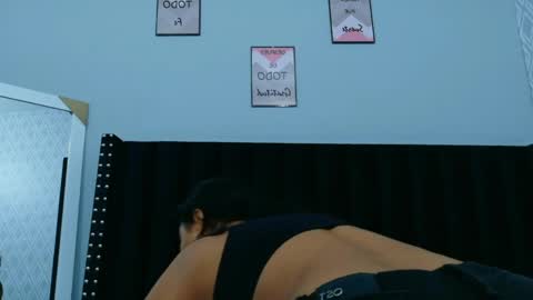 Snapshot of colombia_mommy_ chatting on 8, 5, 2026 GRETCHEN online show from 8, 5, 2026