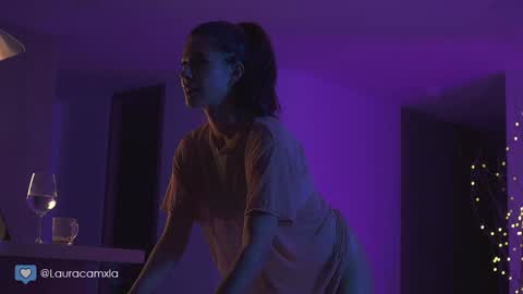 Laura online show from 18, 12, 2024