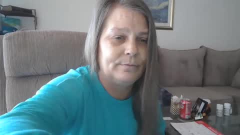 comeback pussy online show from 9, 1, 2025