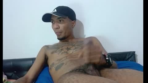 Snapshot of comoseria1927realg4life chatting on 12, 1, 2026 comoseria1927realg4life online show from 12, 1, 2026