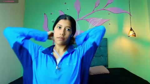 C O N N I E online show from 6, 11, 2025