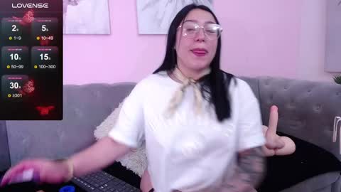 Connie online show from 30, 9, 2025