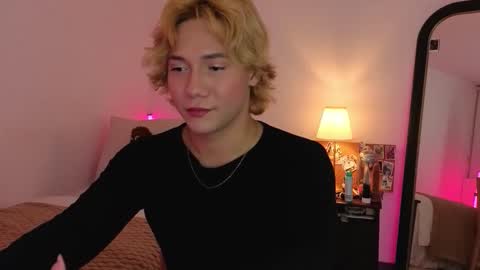 Snapshot of connie_varela chatting on 17, 5, 2026 new account online show from 17, 5, 2026
