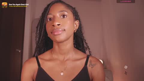 Snapshot of connie_west0 chatting on 31, 12, 2024 independent model online show from 31, 12, 2024