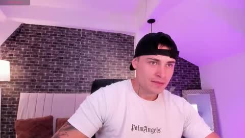 Snapshot of connorsmith_26 chatting on 6, 2, 2026 Connor Smith online show from 6, 2, 2026