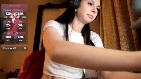 Isabella online show from 28, 11, 2025