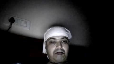 Cool Breeze09 online show from 5, 3, 2026