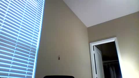 cooldude122222 online show from 5, 12, 2024