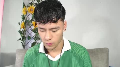 Snapshot of cooper_shiro chatting on 18, 5, 2026 shiro online show from 18, 5, 2026