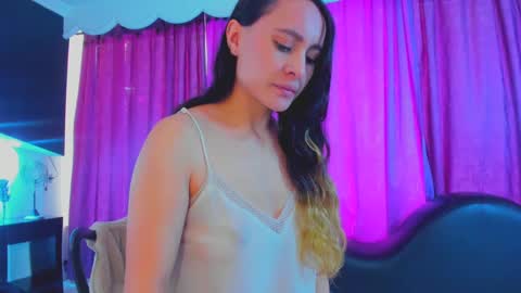 Coral  online show from 11, 3, 2025