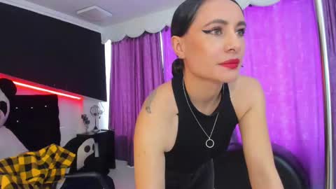 Coral  online show from 12, 9, 2025