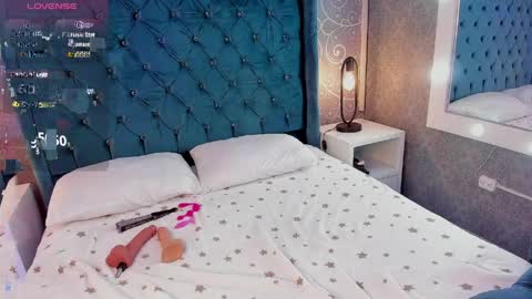  Red  online show from 11, 4, 2026