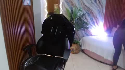 corall_tay1 online show from 12, 5, 2026