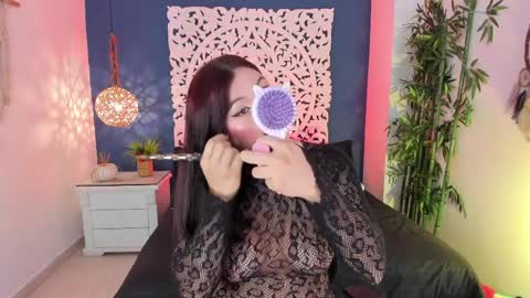   online show from 4, 4, 2026