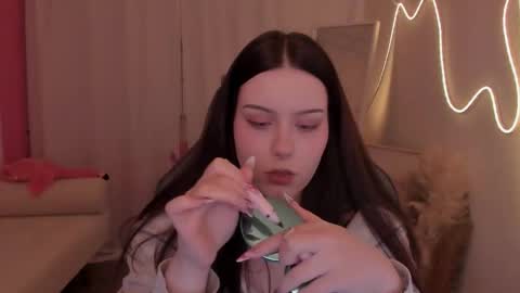 Snapshot of coramiel chatting on 5, 2, 2026 little girl who is always right or just Cora online show from 5, 2, 2026