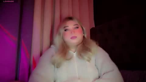 Snapshot of corefinder_xx chatting on 1, 12, 2025 corefinder_xx online show from 1, 12, 2025