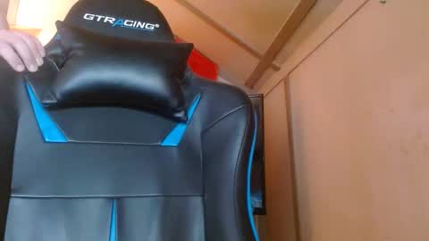 cosmicjones88 online show from 5, 1, 2025