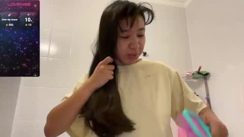 Lina online show from 2, 11, 2025