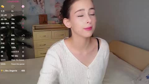 Luna online show from 19, 9, 2025