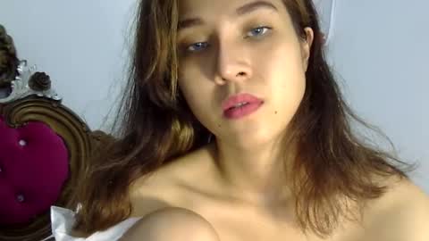 Snapshot of cottoncandygirl9898 chatting on 12, 3, 2025 Liz Gwyneth Charlota online show from 12, 3, 2025