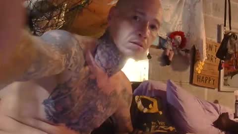 Snapshot of cotybonilla chatting on 16, 10, 2025 Leftys Way online show from 16, 10, 2025