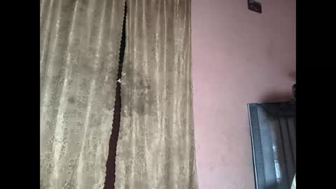 couple1622 online show from 8, 4, 2026