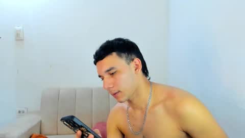 aron y stivens online show from 16, 10, 2025