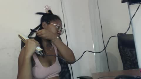 Snapshot of couple_hot0240129 chatting on 13, 2, 2026 couple_hot0240129 online show from 13, 2, 2026