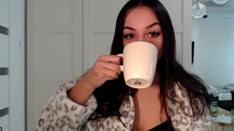 Snapshot of courtney_lux chatting on 18, 2, 2026 Courtney online show from 18, 2, 2026