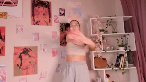 Snapshot of coventinahazleton chatting on 13, 9, 2025 Yuna online show from 13, 9, 2025