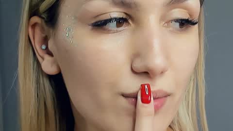 Emma online show from 1, 2, 2025