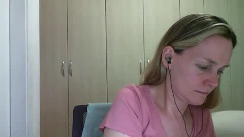 Anny online show from 2, 1, 2025