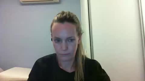 Anny online show from 8, 10, 2025