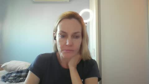 Snapshot of crazyanny chatting on 7, 5, 2026 Anny online show from 7, 5, 2026
