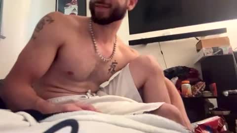 Snapshot of crazydill28 chatting on 19, 9, 2025 crazydill28 online show from 19, 9, 2025