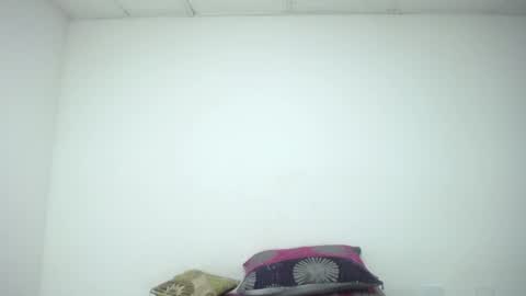 Snapshot of crazyonme chatting on 17, 6, 2026 diosalinda online show from 17, 6, 2026