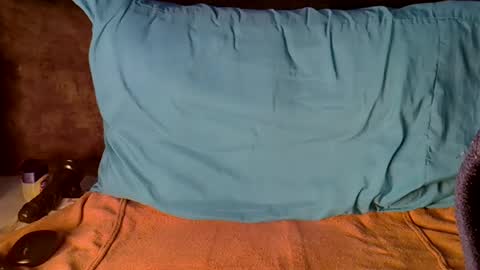Snapshot of creamy_pussy1999 chatting on 9, 7, 2026 DIANA online show from 9, 7, 2026