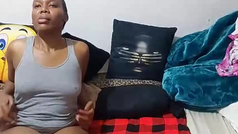 creamyhub online show from 18, 12, 2025